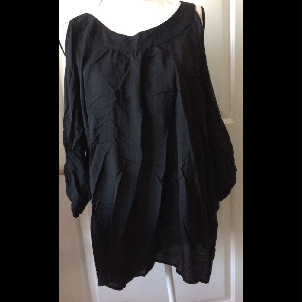 2B BEBE fashion top